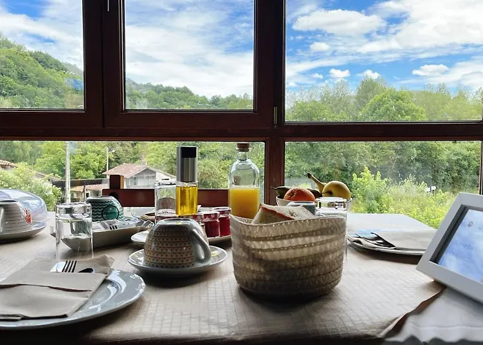 Hotel Avelina Onís